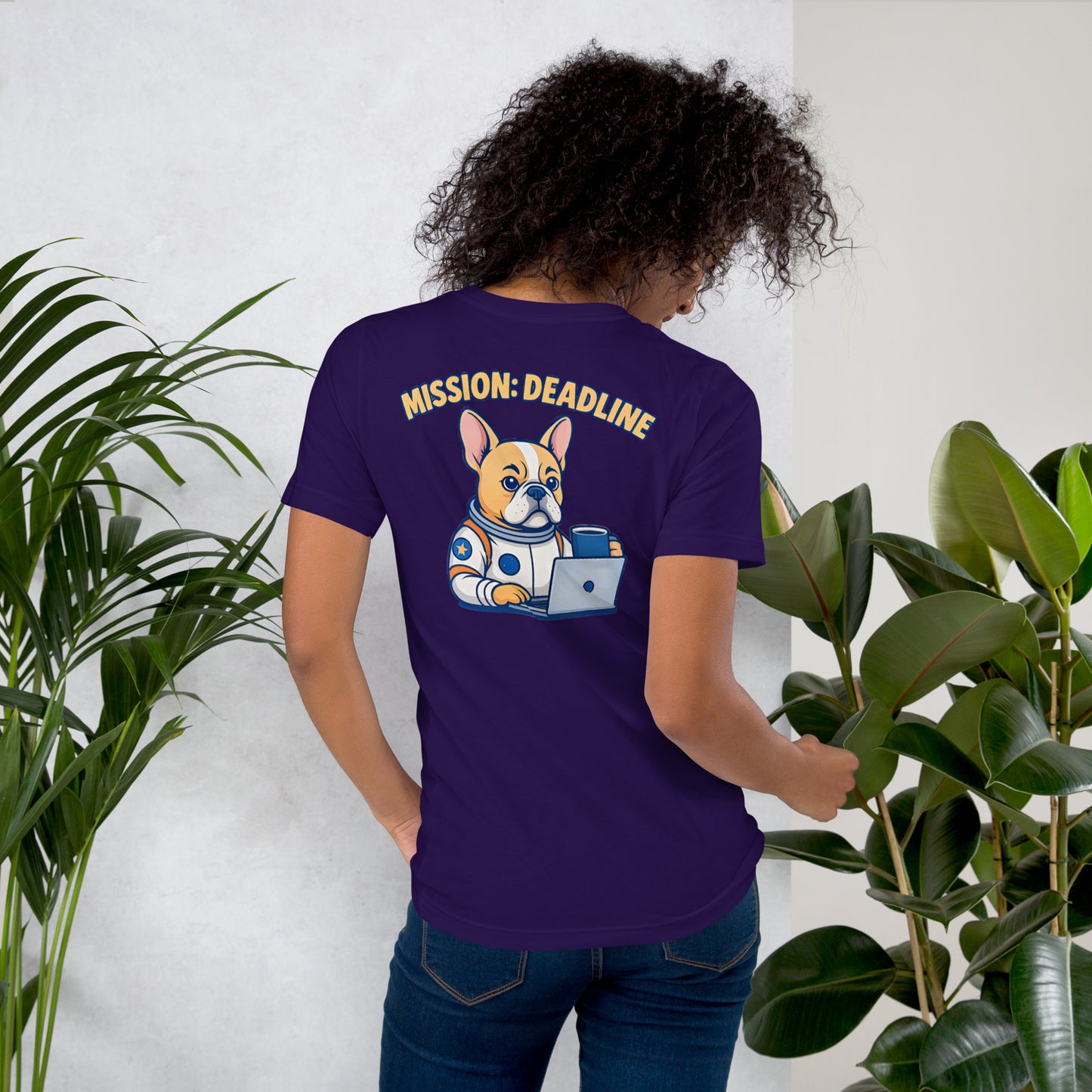 Mission: Deadline – Unisex T-Shirt mit Astronaut-Frenchie