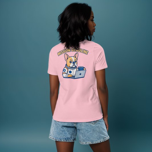 Mission: Deadline – Women’s Relaxed Fit T-Shirt mit Astronaut-Frenchie